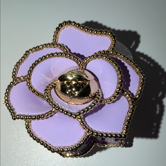 Floral Hair Clip - Picture 6 of 10